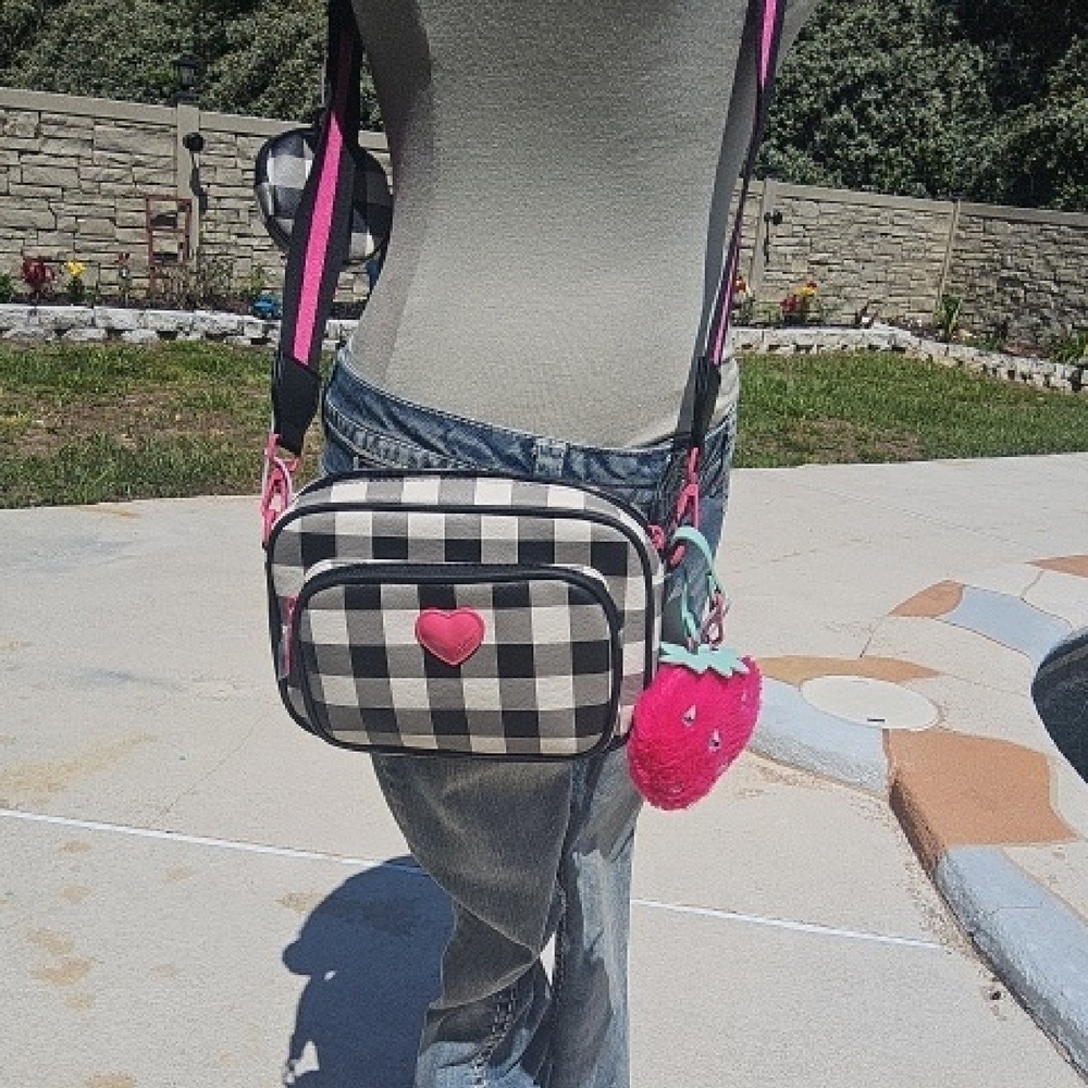 Betsey Johnson Pink Plaid Crossbody Bag with Heart Charm - Picture 2 of 7